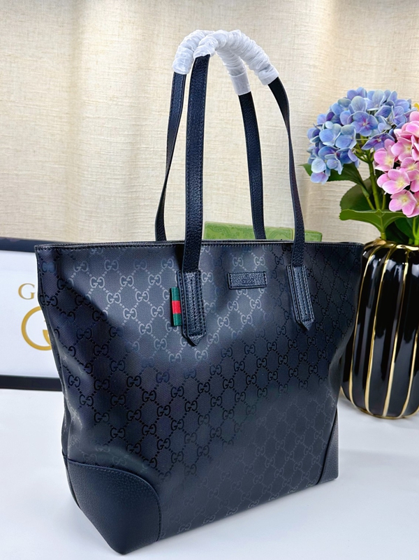 激安グッチバッグコピー側面デザイン